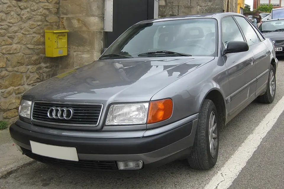 Audi 100 C4 (1990–1994) photo
