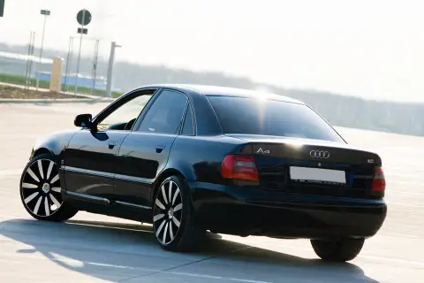 Audi A4 B5 (1994–2001) — фото