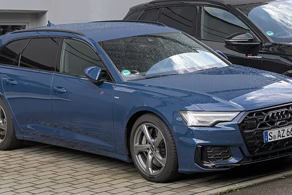 Audi A6 C8 (2018–present) photo