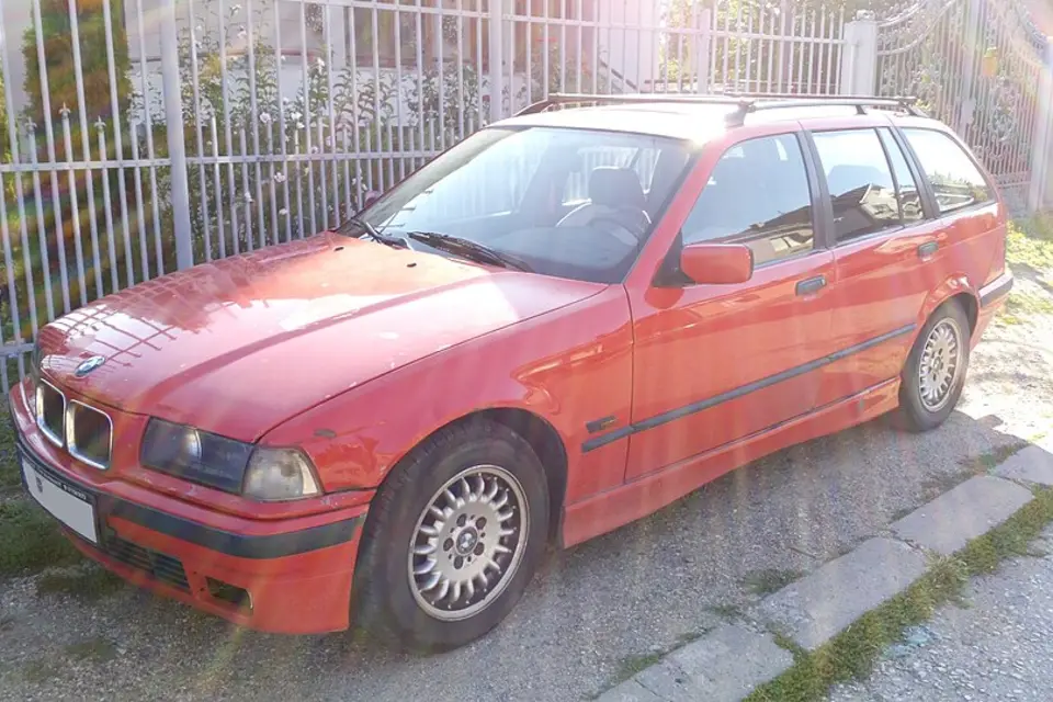 BMW 3 Series E36 (1990–2000) photo