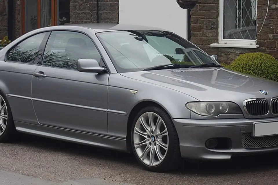 BMW 3 Series E46 (1998–2006) — фото