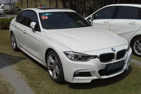 BMW 3 Series F30 (2011–2019) — фото