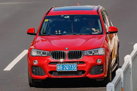 BMW X3 F25 (2010–2017) — фото