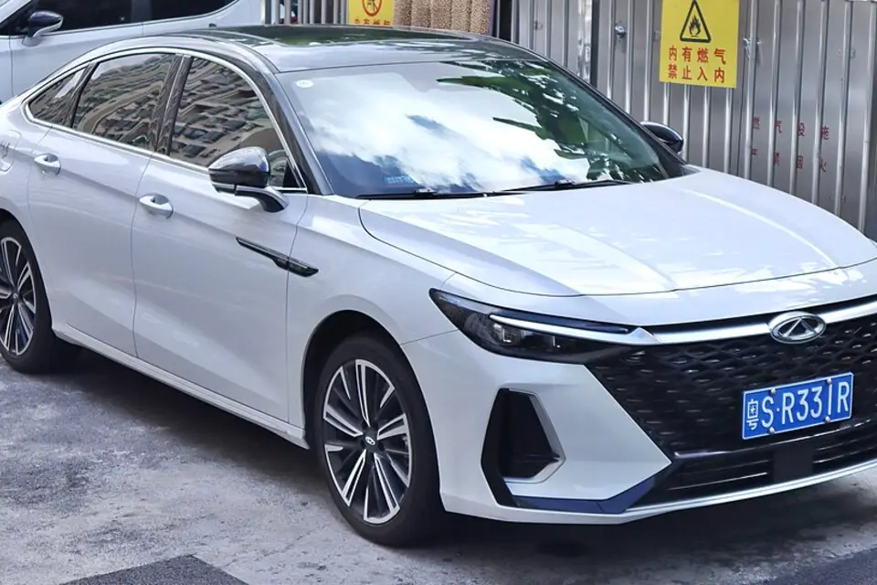 Chery Arrizo 8 I (2022–present) photo