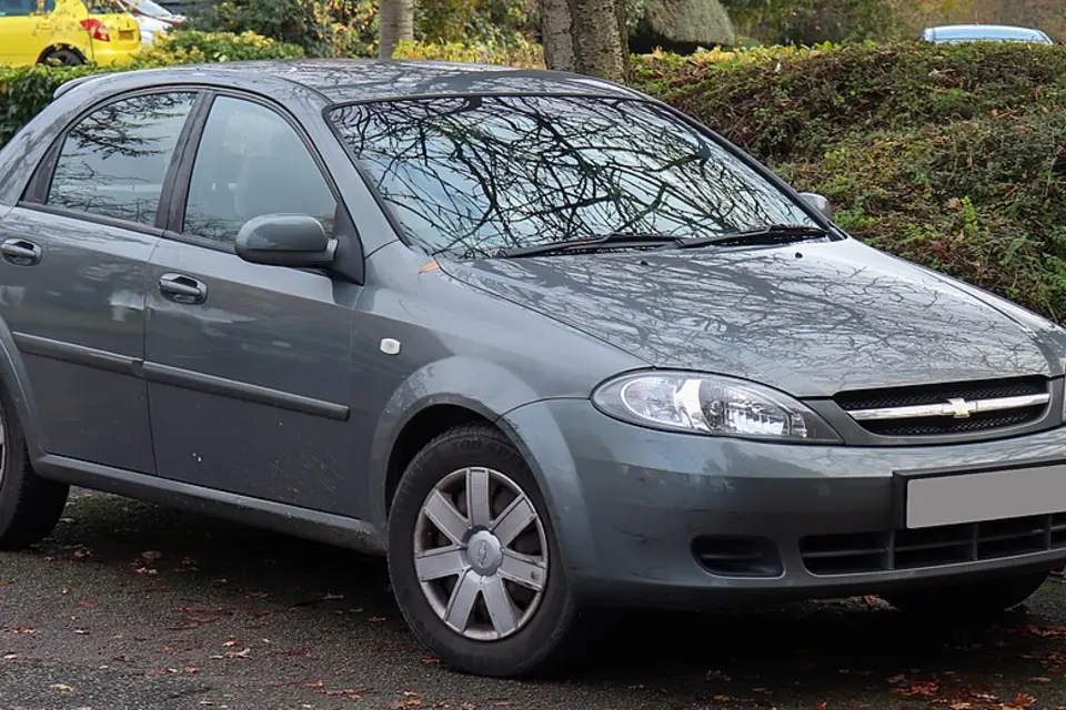 Chevrolet Lacetti J200 (2004–2013) — фото