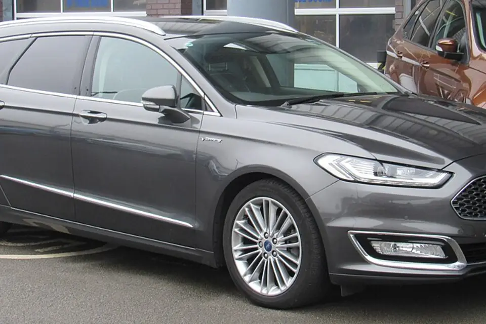 Ford Mondeo V (2014–2022) photo