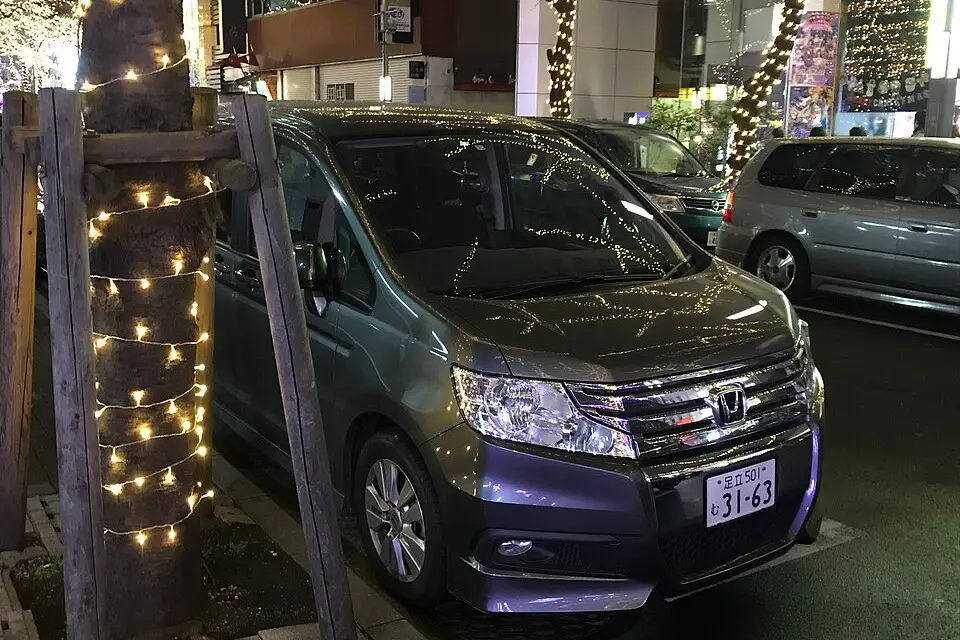 Honda Stepwgn IV (RK) (2009–2015) photo