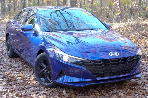 Hyundai Elantra VII (CN7) (2020–н.в.) — фото