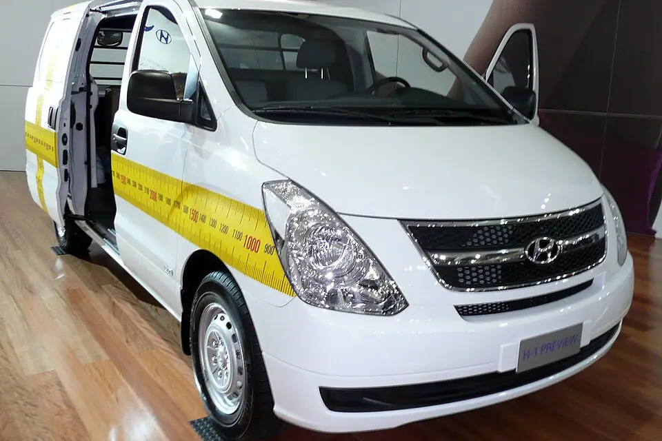 Hyundai H-1 / Starex II (TQ) (2007–2021) — фото
