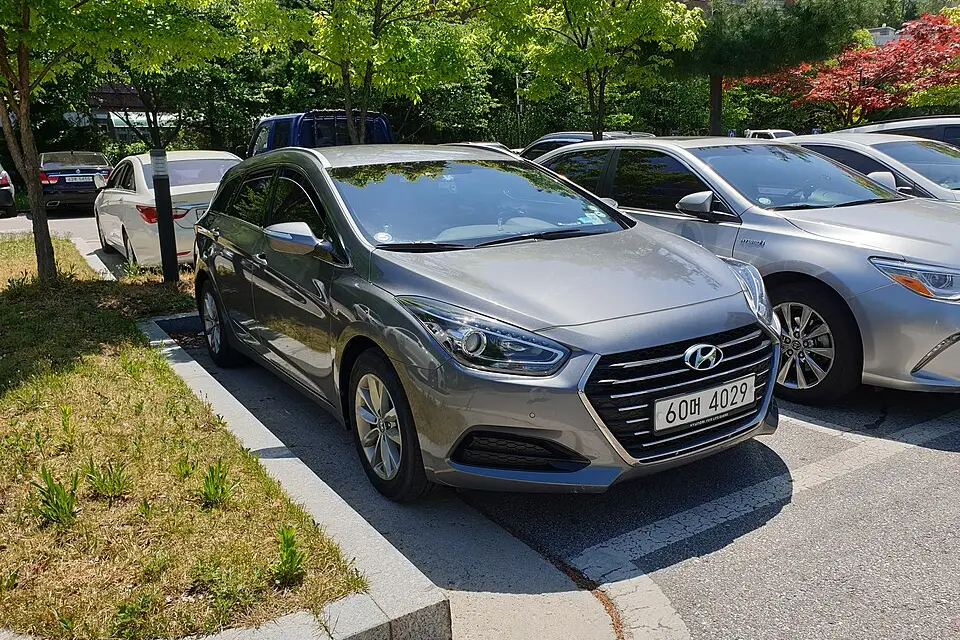 Hyundai i40 I (VF) (2011–2019) photo