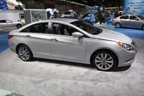 Hyundai Sonata VI (YF) (2009–2014) — фото
