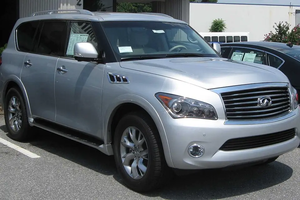 Infiniti QX56 / QX80 Z62 (2010–present) photo