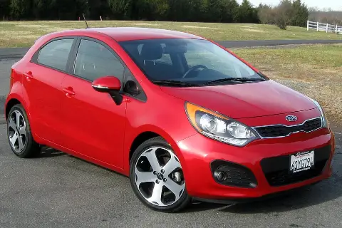 Kia Rio хэтчбек III (QB) (2011–2017) — фото