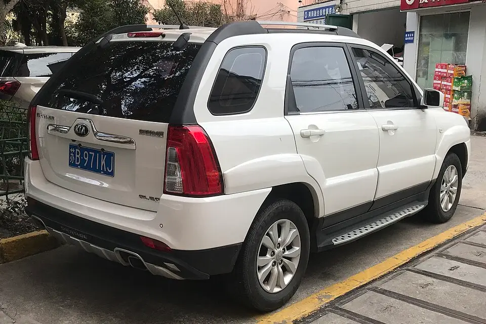 Kia Sportage II (KM) (2004–2010) — фото