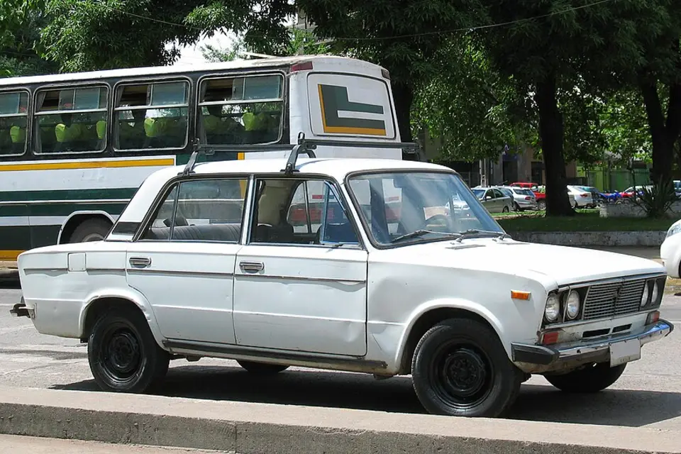 Lada 2106 (1976–2006) photo