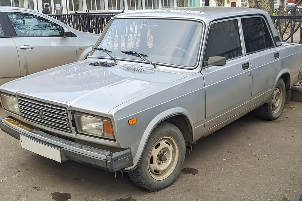 Lada 2107 (1982–2012) photo