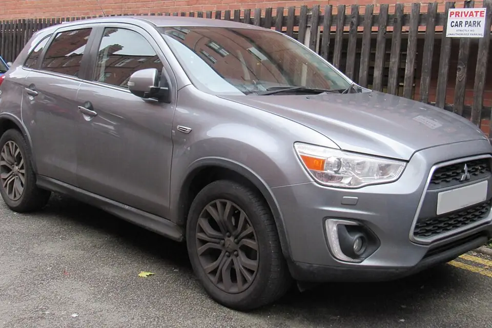Mitsubishi ASX I (2010–2023) — фото