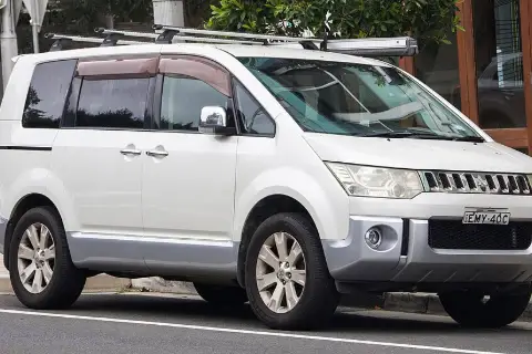 Mitsubishi Delica D:5 (2007–н.в.) — фото