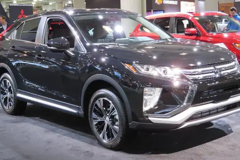 Mitsubishi Eclipse Cross I (2017–н.в.) — фото