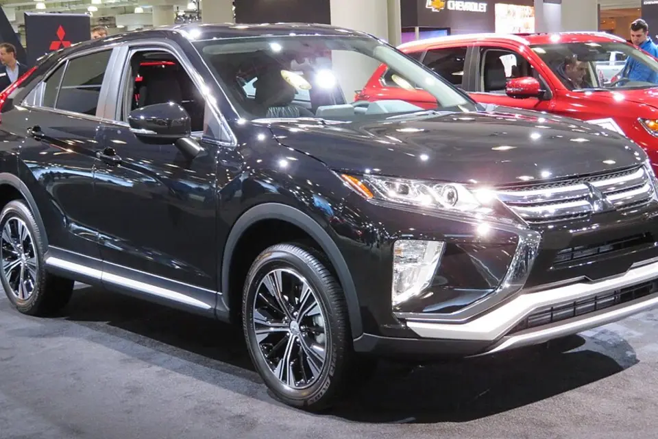 Mitsubishi Eclipse Cross I (2017–қазіргі уақыт) — фото