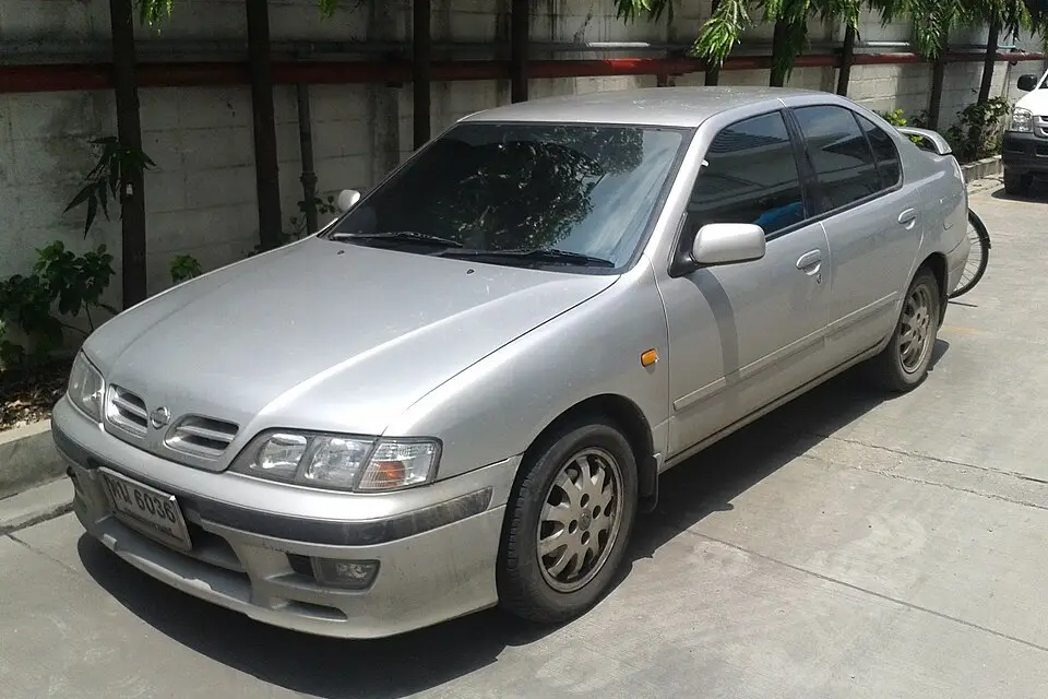 Nissan Primera P11 (1996–2002) — фото