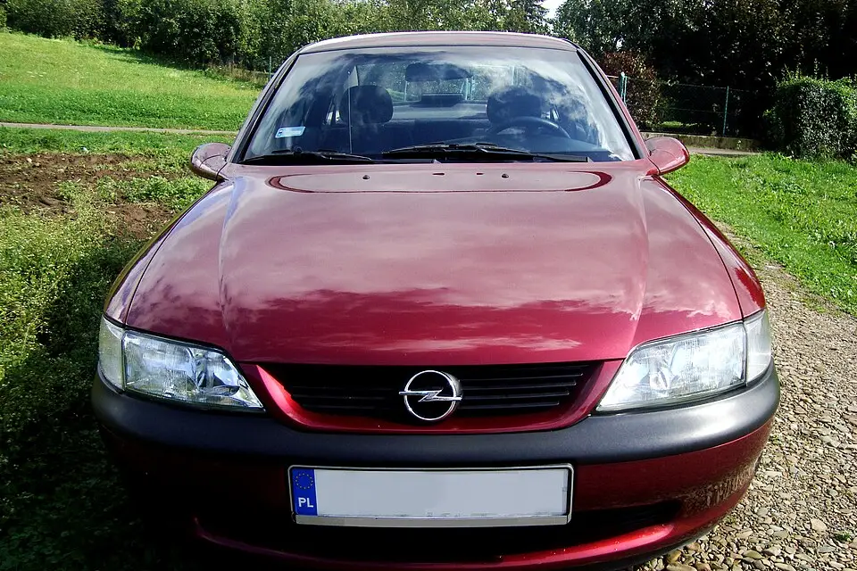 Opel Vectra B (1995–2002) — фото