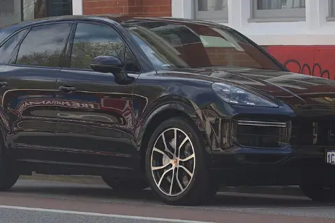 Porsche Cayenne III (9YA) (2017–н.в.) — фото