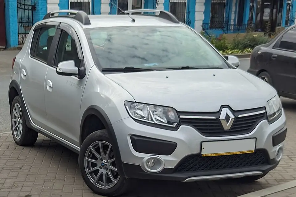 Renault Sandero Stepway II (2014–2022) — фото