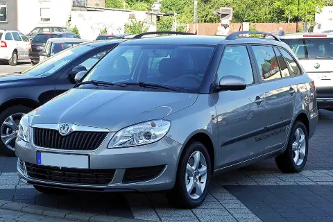 Skoda Fabia II (2007–2014) — фото