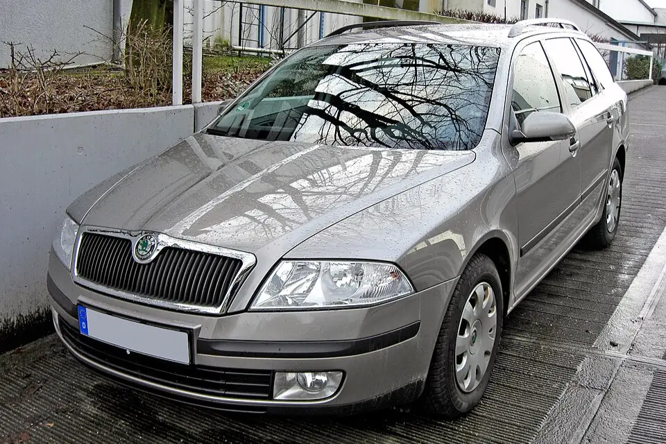 Skoda Octavia Combi A5 (2004–2013) — фото