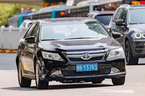 Toyota Camry XV50 (2011–2017) — фото