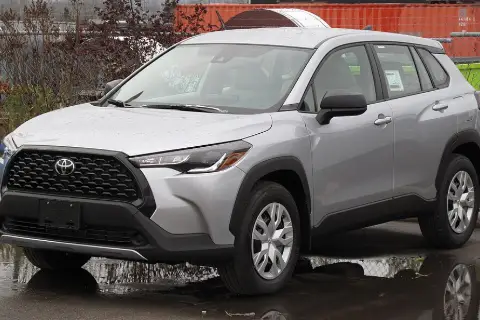 Toyota Corolla Cross I (XG10) (2020–н.в.) — фото