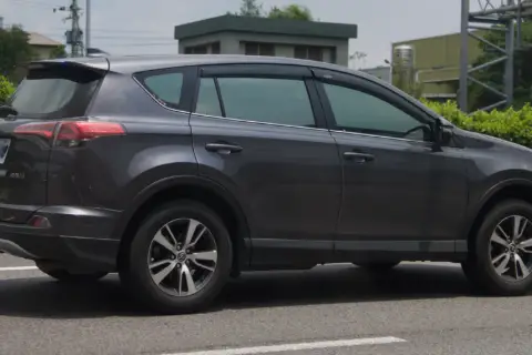 Toyota RAV4 XA40 (2012–2019) — фото