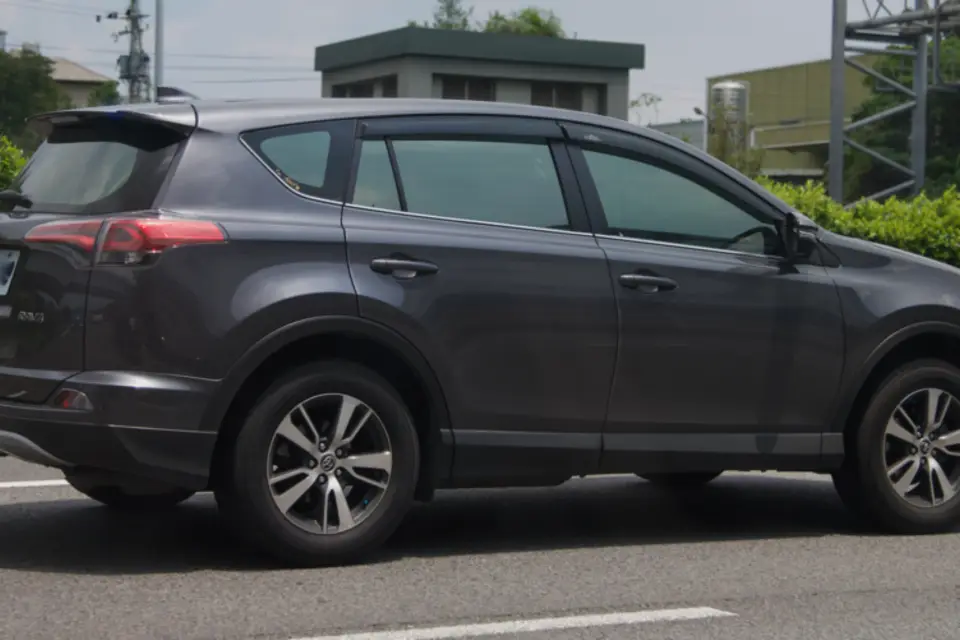 Toyota RAV4 XA40 (2012–2019) photo